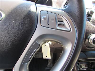 2012 Hyundai TUCSON GLS   - Photo 13 - Dublin, CA 94568