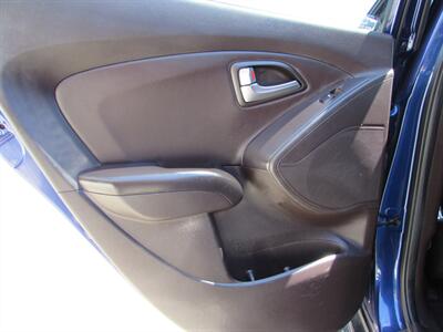 2012 Hyundai TUCSON GLS   - Photo 22 - Dublin, CA 94568