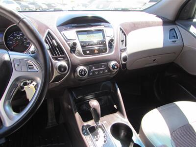 2012 Hyundai TUCSON GLS   - Photo 15 - Dublin, CA 94568