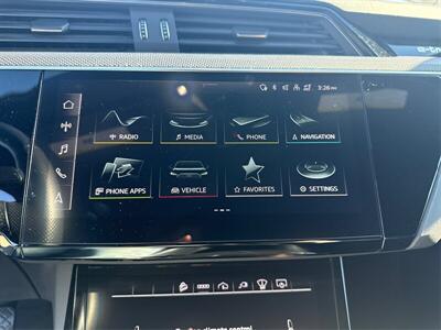 2022 Audi e-tron S quattro Prestige - Photo 12 - Dublin, CA 94568