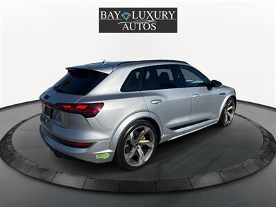 2022 Audi e-tron S quattro Prestige - Photo 56 - Dublin, CA 94568