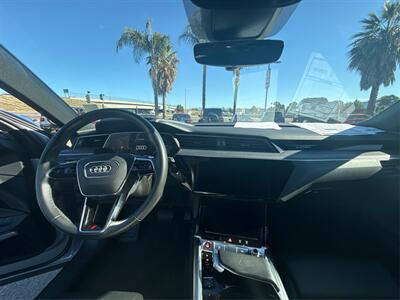2022 Audi e-tron S quattro Prestige - Photo 34 - Dublin, CA 94568