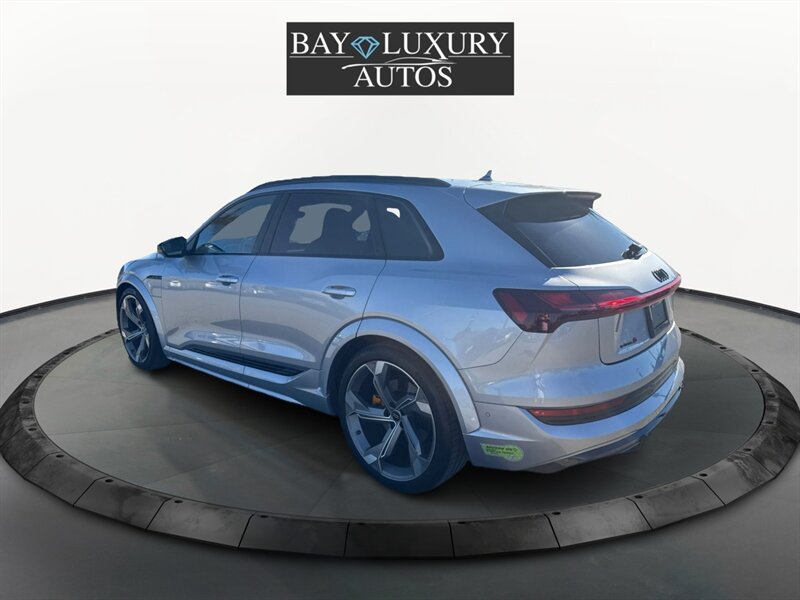 2022 Audi e-tron S quattro Prestige - Photo 58 - Dublin, CA 94568
