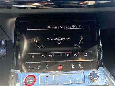 2022 Audi e-tron S quattro Prestige - Photo 24 - Dublin, CA 94568