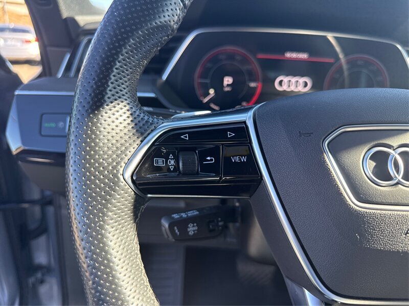 2022 Audi e-tron S quattro Prestige - Photo 26 - Dublin, CA 94568