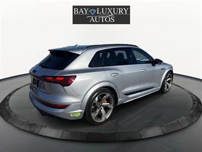 2022 Audi e-tron S quattro Prestige - Photo 6 - Dublin, CA 94568