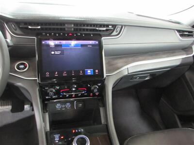 2023 Jeep Grand Cherokee Limited   - Photo 15 - Dublin, CA 94568