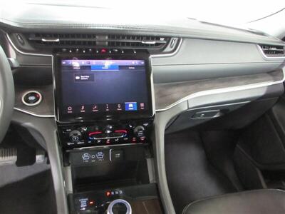 2023 Jeep Grand Cherokee Limited   - Photo 30 - Dublin, CA 94568