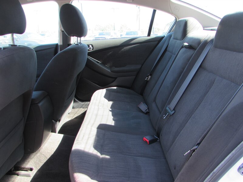2010 Nissan Altima 2.5 S - Photo 12 - Dublin, CA 94568