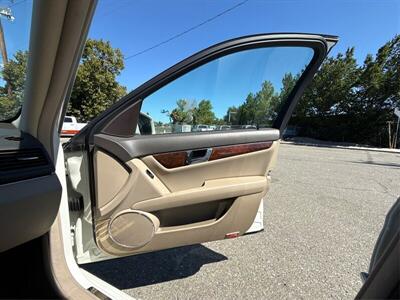 2011 Mercedes-Benz C 300 Luxury   - Photo 38 - Dublin, CA 94568