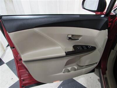 2011 Toyota Venza AWD V6 - Photo 26 - Dublin, CA 94568