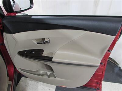 2011 Toyota Venza AWD V6   - Photo 49 - Dublin, CA 94568