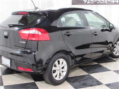 2012 Kia Rio 5-Door EX   - Photo 5 - Dublin, CA 94568