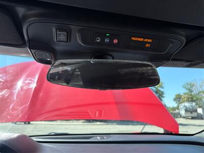 2020 Chevrolet Camaro LT   - Photo 15 - Daly City, CA 94014