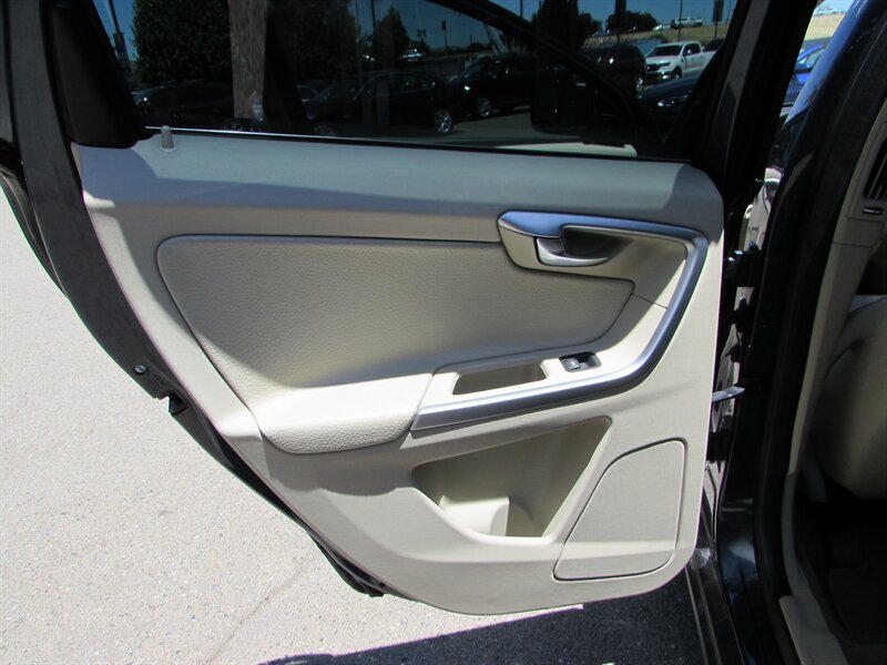 2012 Volvo XC60 3.2 - Photo 23 - Dublin, CA 94568