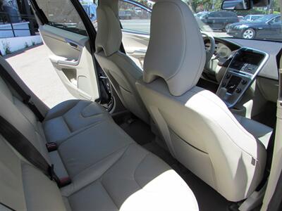 2012 Volvo XC60 3.2 - Photo 29 - Dublin, CA 94568