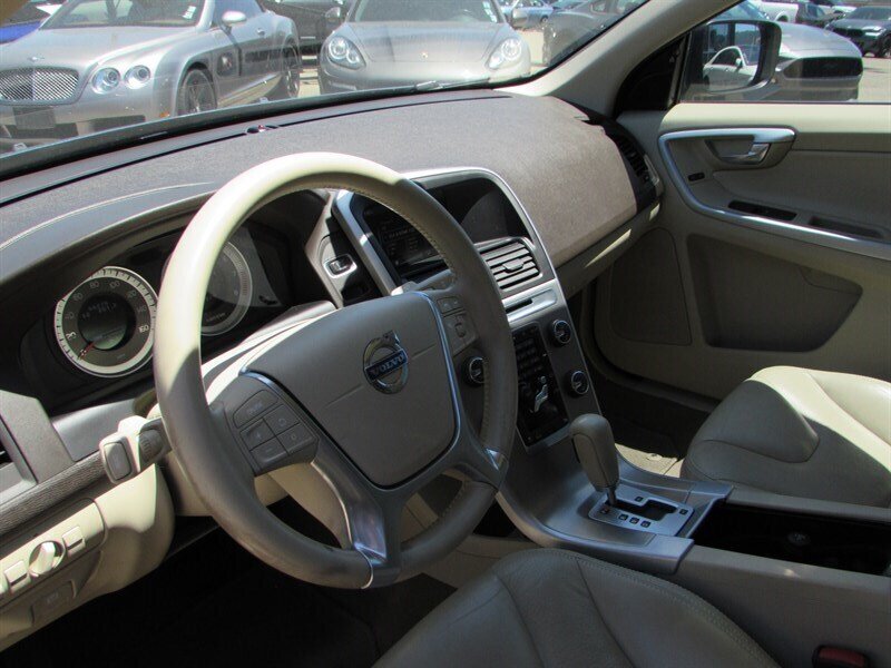2012 Volvo XC60 3.2 - Photo 10 - Dublin, CA 94568