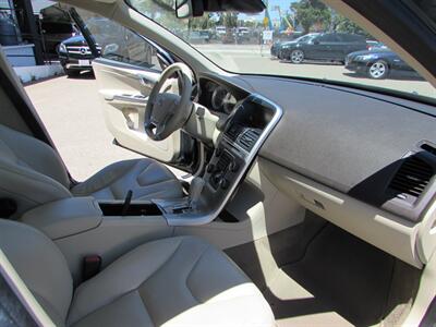 2012 Volvo XC60 3.2 - Photo 31 - Dublin, CA 94568