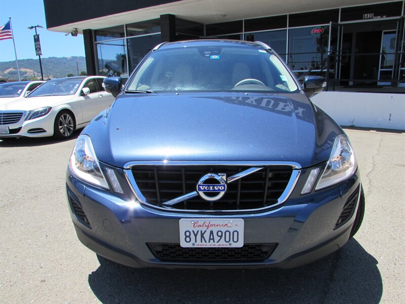 2012 Volvo XC60 3.2  