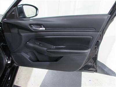 2024 Nissan Altima 2.5 SV   - Photo 24 - Dublin, CA 94568