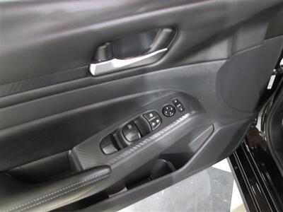 2024 Nissan Altima 2.5 SV   - Photo 7 - Dublin, CA 94568
