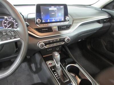 2024 Nissan Altima 2.5 SV   - Photo 14 - Dublin, CA 94568