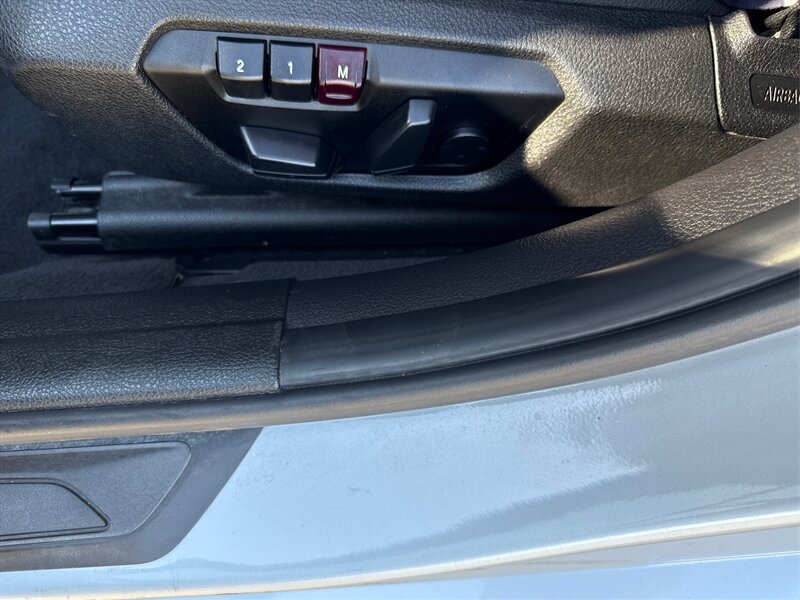 2014 Bmw 320i SA photo 13