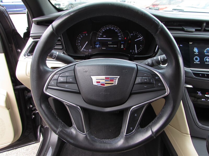 2017 Cadillac XT5 - Photo 13 - Dublin, CA 94568