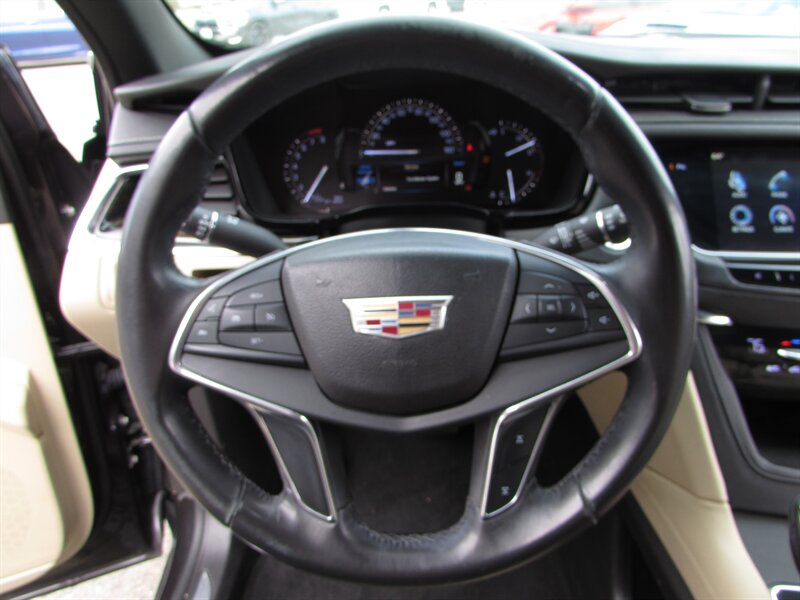 2017 Cadillac XT5 - Photo 12 - Dublin, CA 94568