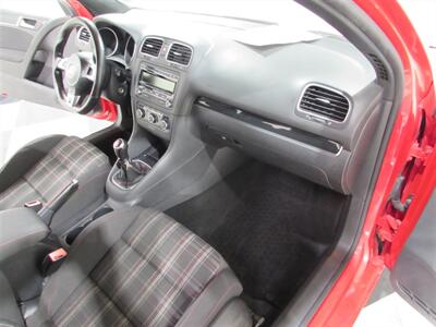 2012 Volkswagen GTI Base PZEV   - Photo 27 - Dublin, CA 94568