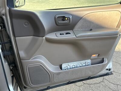 2002 Toyota Sienna LE   - Photo 23 - Daly City, CA 94014