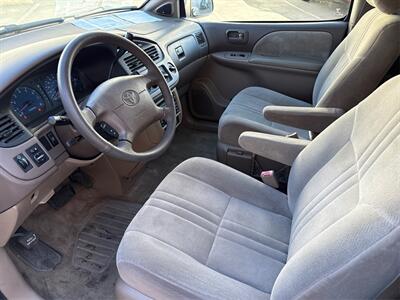 2002 Toyota Sienna LE   - Photo 10 - Daly City, CA 94014