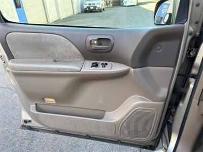 2002 Toyota Sienna LE   - Photo 22 - Daly City, CA 94014