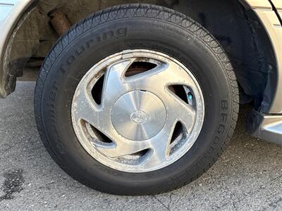 2002 Toyota Sienna LE   - Photo 33 - Daly City, CA 94014
