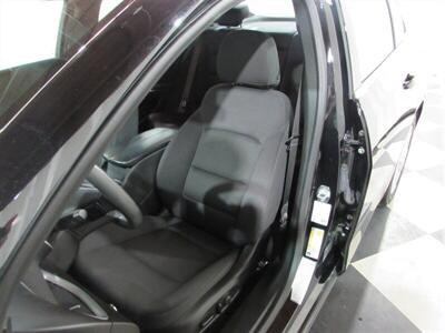 2023 Chevrolet Malibu LT   - Photo 16 - Dublin, CA 94568
