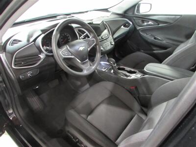 2023 Chevrolet Malibu LT   - Photo 9 - Dublin, CA 94568