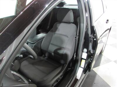 2023 Chevrolet Malibu LT   - Photo 8 - Dublin, CA 94568