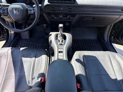 2025 Honda HR-V Sport   - Photo 18 - Daly City, CA 94014