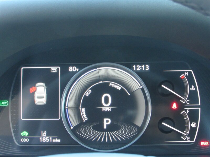 2025 Lexus ES 300h - Photo 13 - Dublin, CA 94568