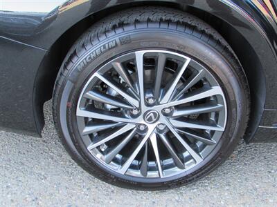 2025 Lexus ES 300h - Photo 33 - Dublin, CA 94568