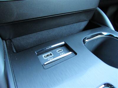 2025 Lexus ES 300h - Photo 21 - Dublin, CA 94568