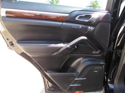 2012 Porsche Cayenne Turbo - Photo 22 - Dublin, CA 94568