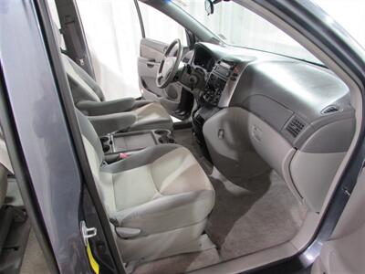 2009 Toyota Sienna LE 7-Passenger   - Photo 21 - Dublin, CA 94568