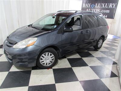 2009 Toyota Sienna LE 7-Passenger   - Photo 3 - Dublin, CA 94568