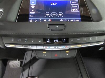 2023 Cadillac XT4 Premium Luxury   - Photo 16 - Dublin, CA 94568