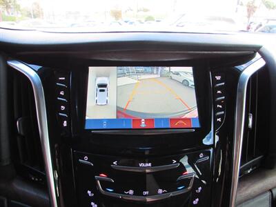 2018 Cadillac Escalade Premium Luxury   - Photo 14 - Dublin, CA 94568