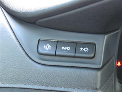 2018 Cadillac Escalade Premium Luxury   - Photo 23 - Dublin, CA 94568