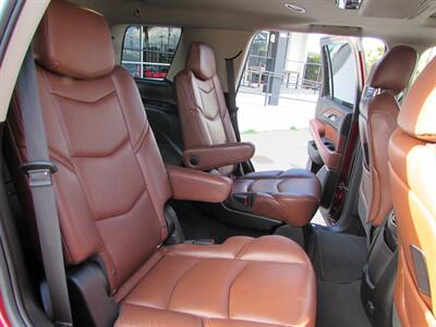 2018 Cadillac Escalade Premium Luxury   - Photo 34 - Dublin, CA 94568