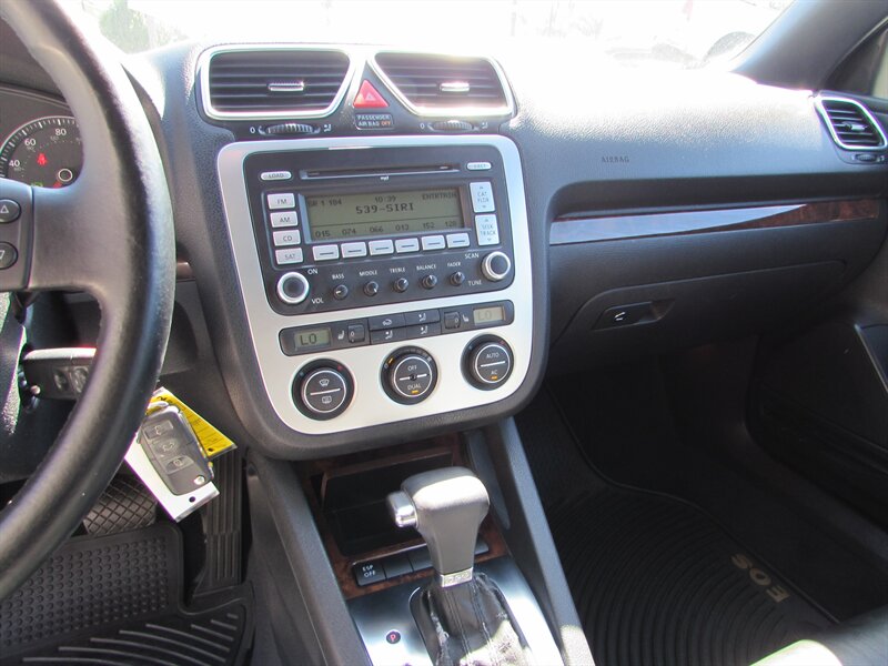 2009 Volkswagen Eos Lux - Photo 16 - Dublin, CA 94568
