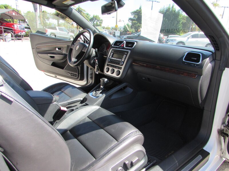 2009 Volkswagen Eos Lux - Photo 24 - Dublin, CA 94568